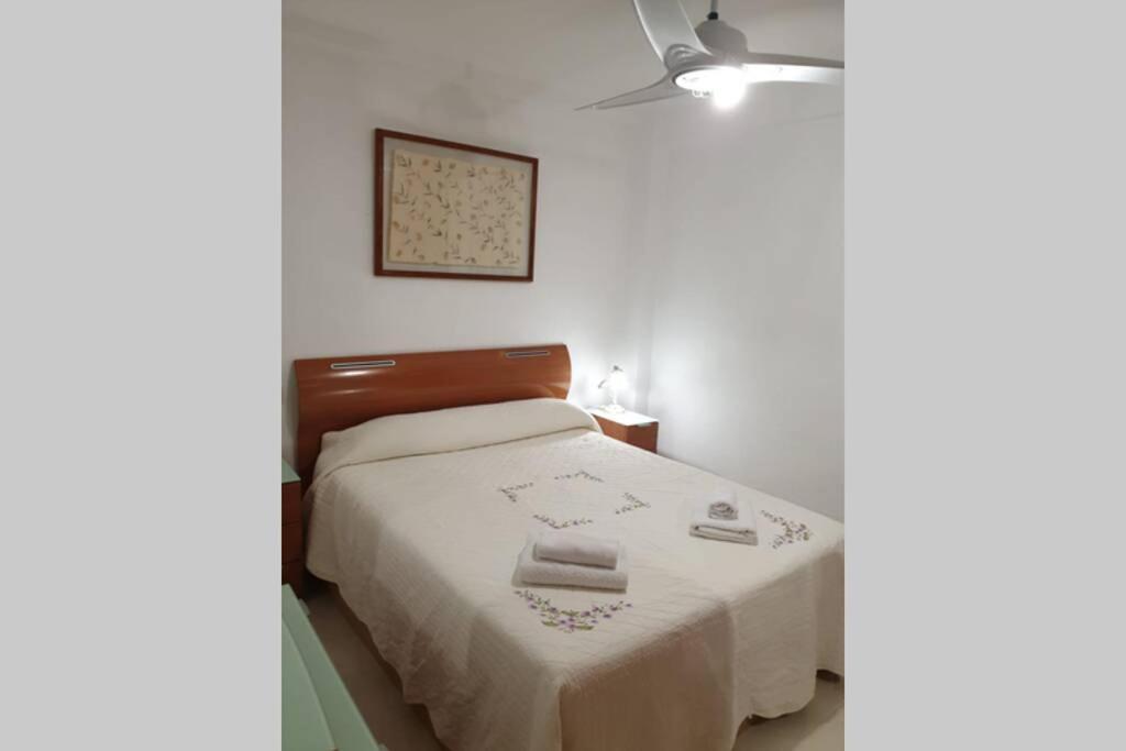 Beautiful And Cozy Apartment In Seville. Екстер'єр фото