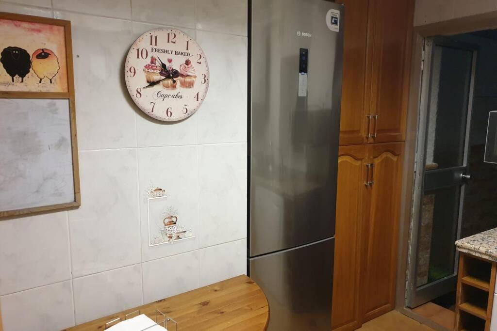Beautiful And Cozy Apartment In Seville. Екстер'єр фото